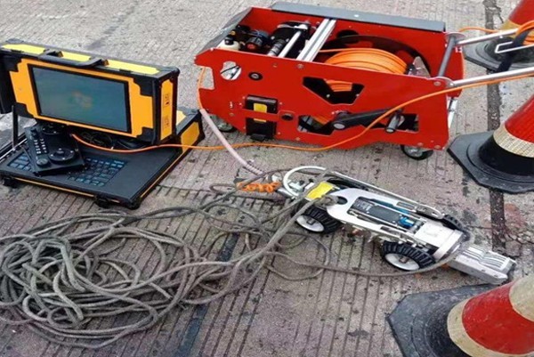 威信CCTV管道检测机器人